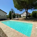Superbe Maison Avec Piscine Et Jardin Pour 8